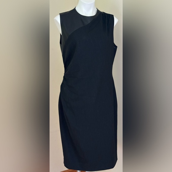 ELIE TAHARI Black  Sleeveless Pleated Faux Leather Dress. Double Zipper.Sz.16. - Picture 1 of 16